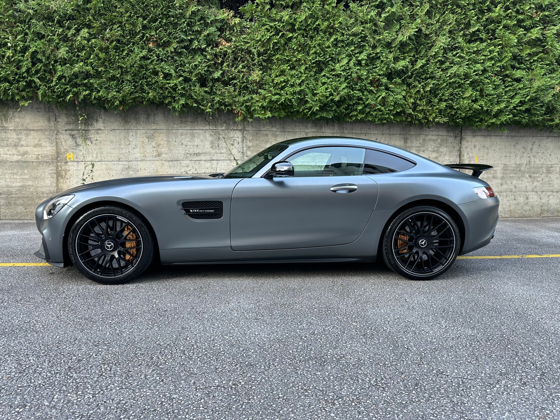 MERCEDES-BENZ AMG GT S Edition 1 Speedshift DCT-showroom-element-1
