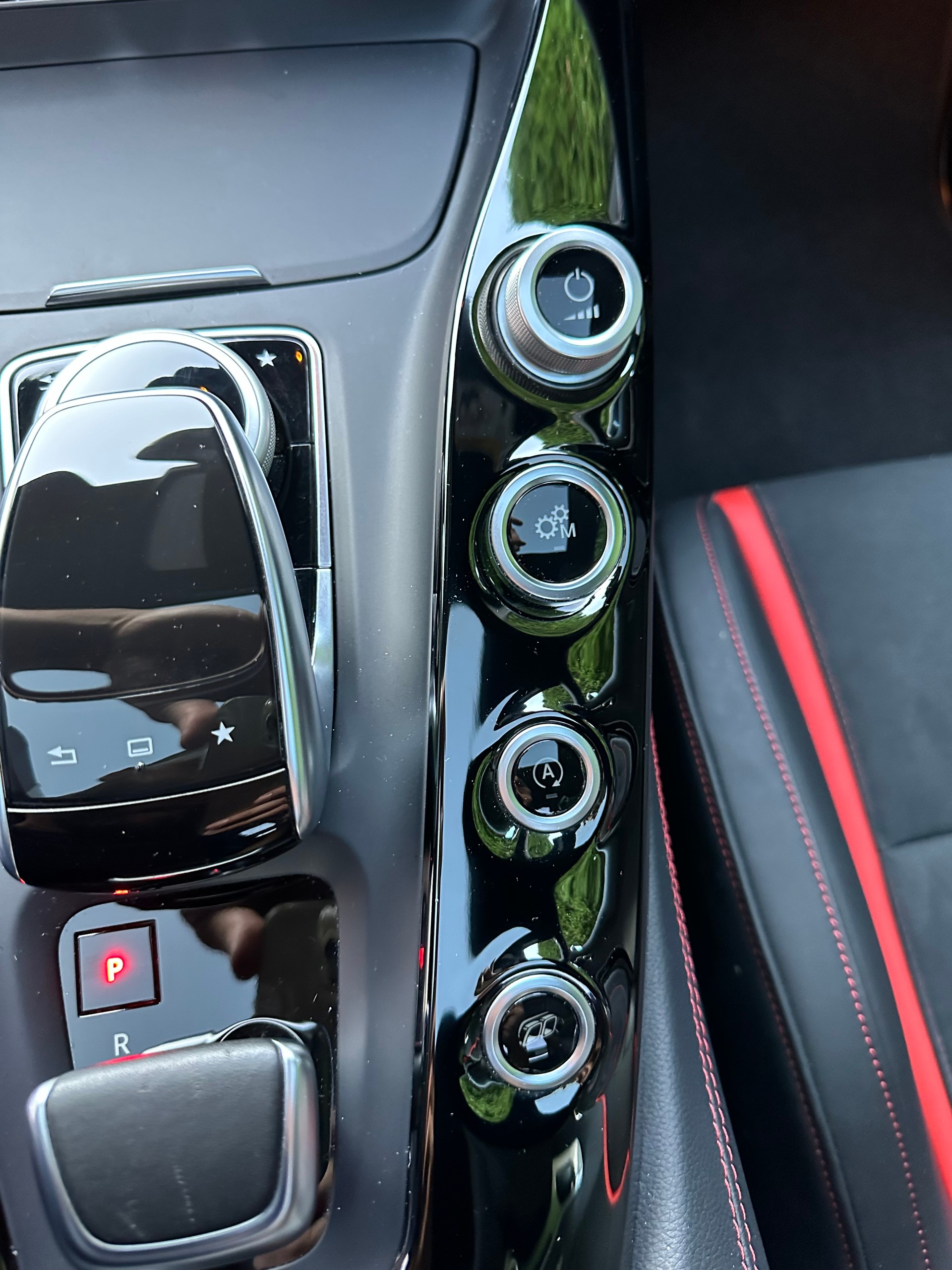 MERCEDES-BENZ AMG GT S Edition 1 Speedshift DCT-image-17