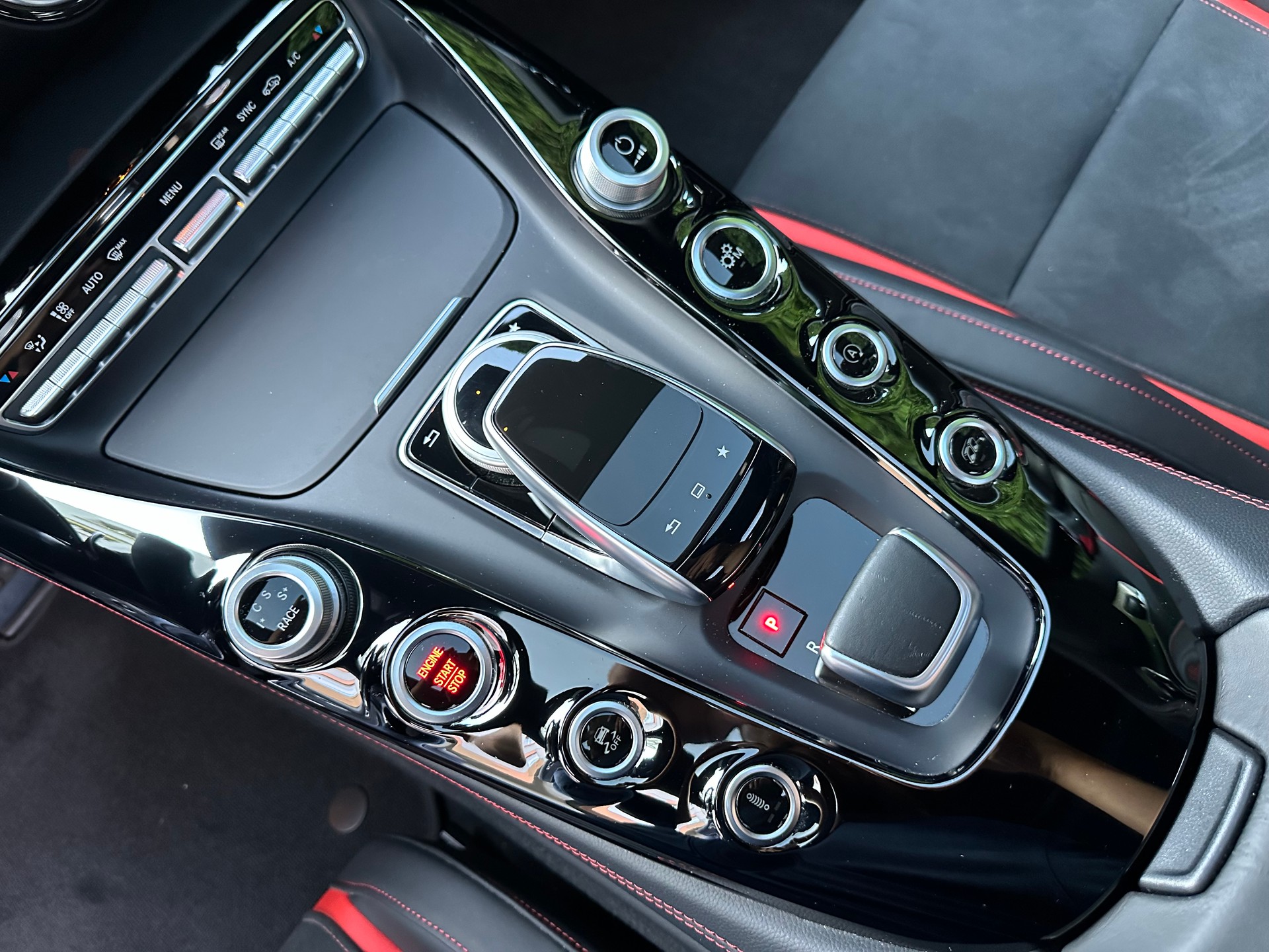 MERCEDES-BENZ AMG GT S Edition 1 Speedshift DCT-image-18