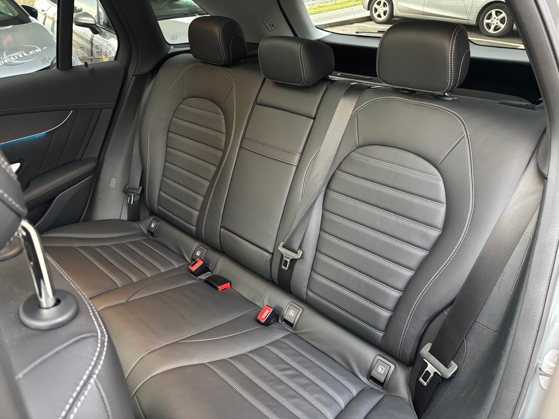 MERCEDES-BENZ GLC 300 d AMG Line 4Matic 9G-Tronic mit AHK-image-9