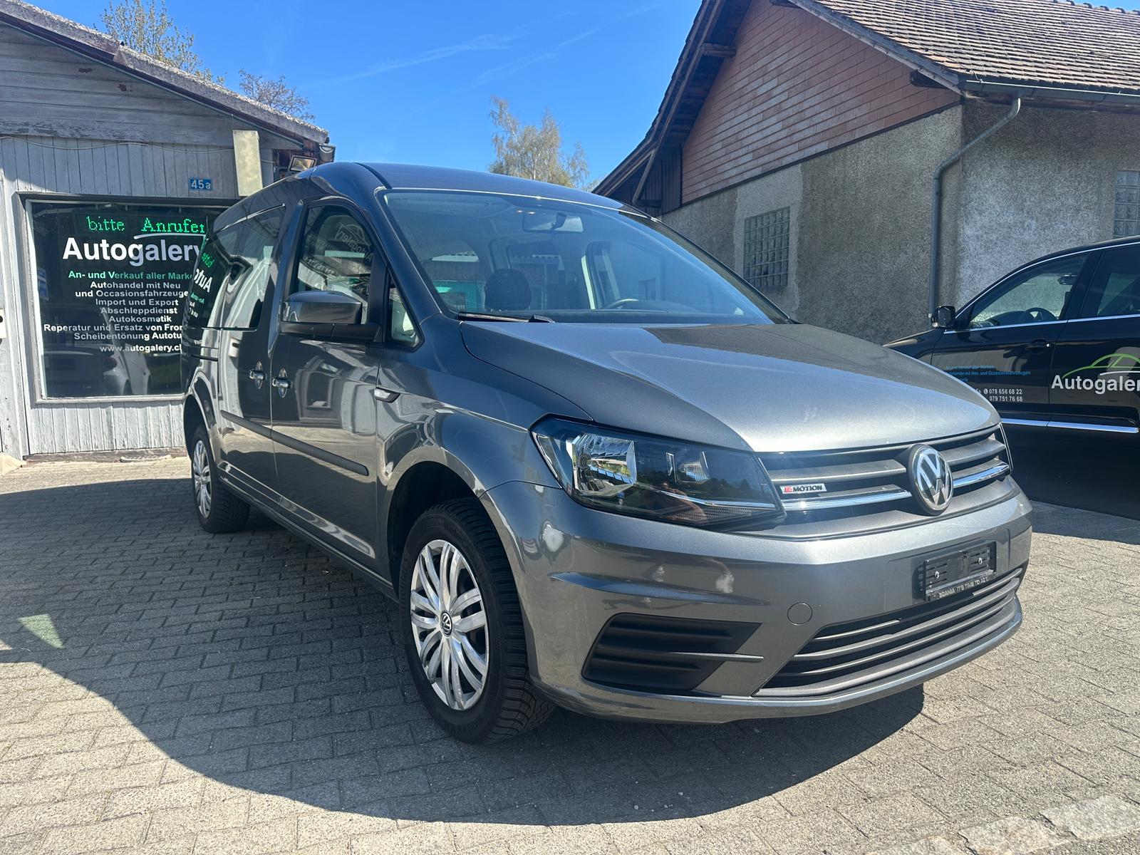 VW Caddy Maxi 2.0 TDI Trendline 4Motion-image-2
