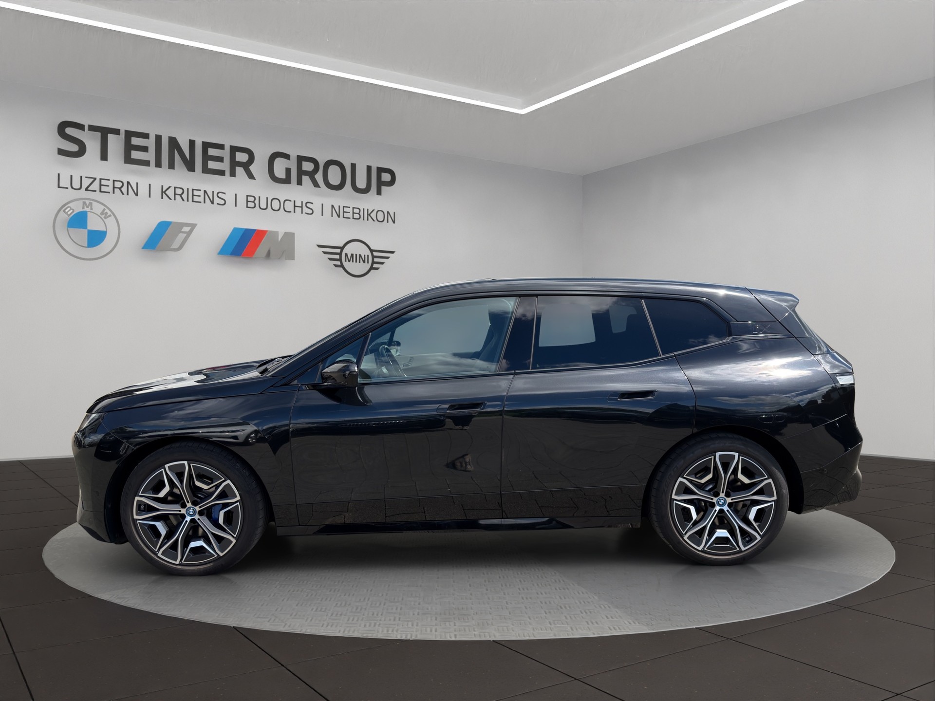 BMW iX xDrive50-image-8