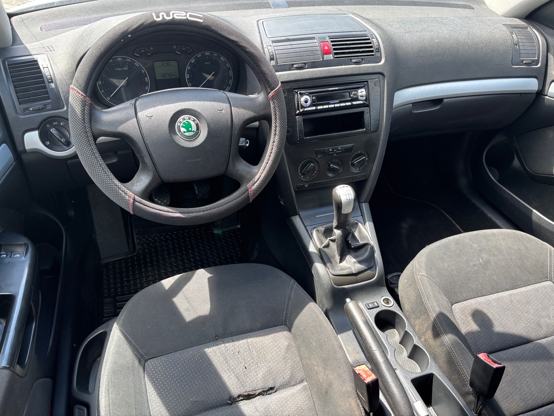 SKODA Octavia 1.9 TDI Adventure 4x4-image-7