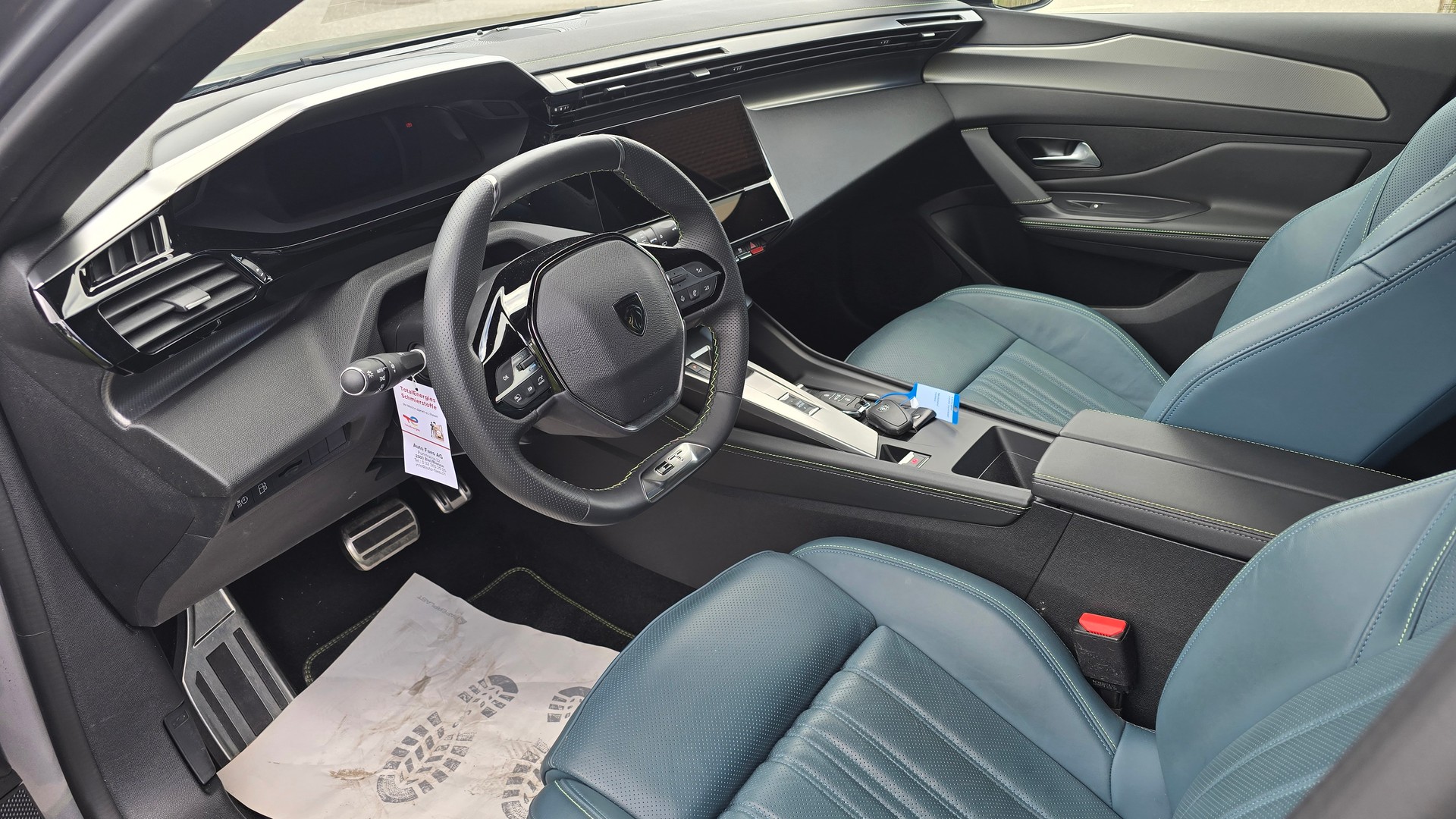 PEUGEOT 308 SW 1.6 PHEV 225 GT-image-9