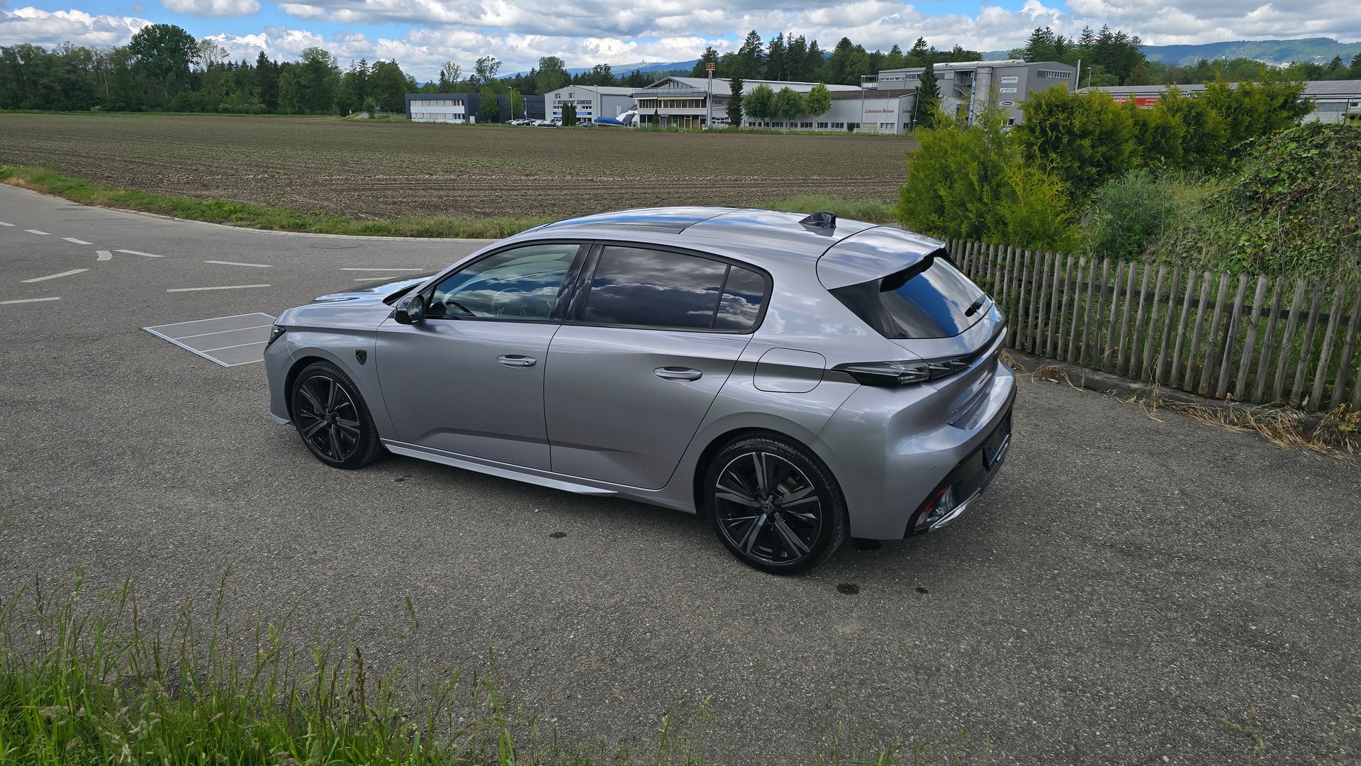 PEUGEOT 308 SW 1.6 PHEV 225 GT-image-7