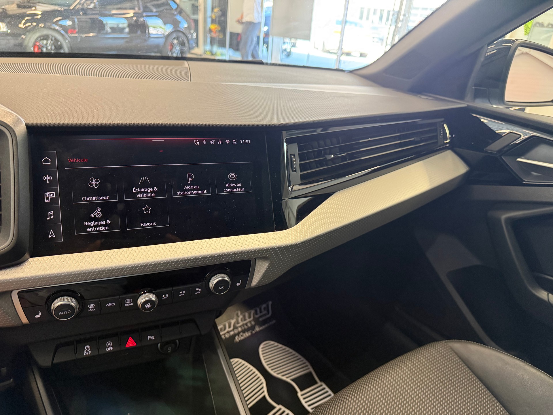 AUDI A1 Sportback 30 TFSI S Line S-tronic CH Auto-image-22