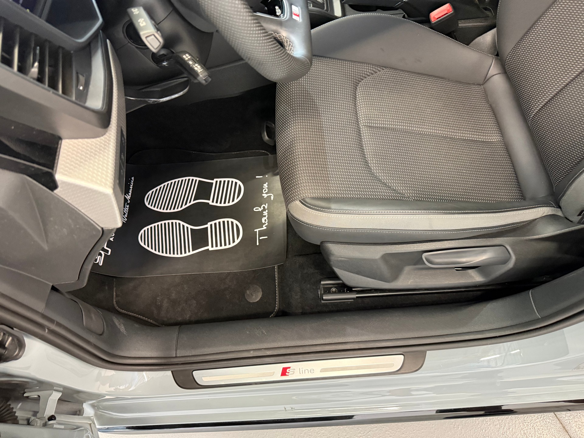 AUDI A1 Sportback 30 TFSI S Line S-tronic CH Auto-image-16