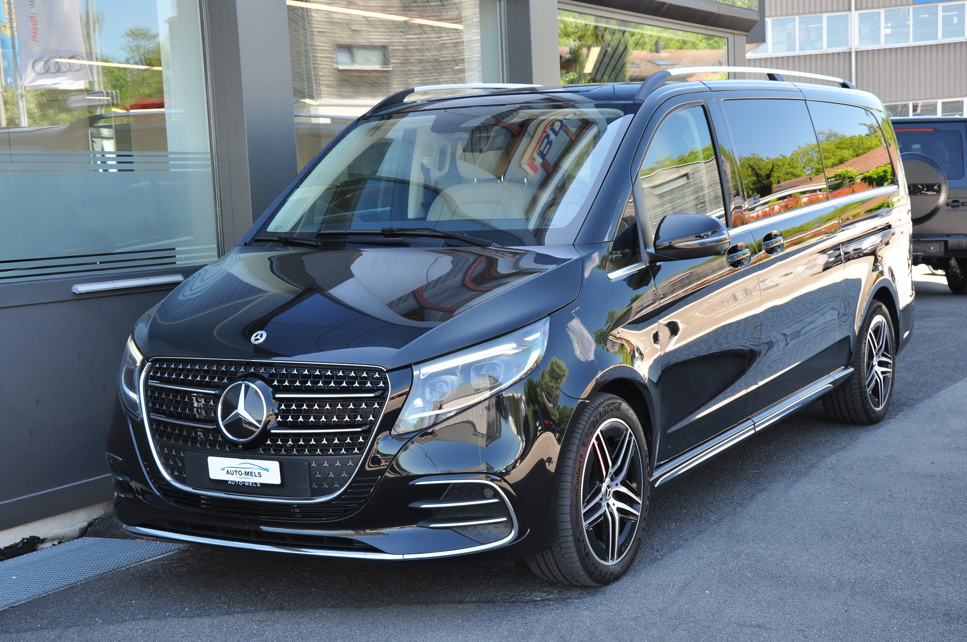 MERCEDES-BENZ V 300 d extralang 4Matic 9G-Tronic Swiss Edition AMG Line-showroom-element-2