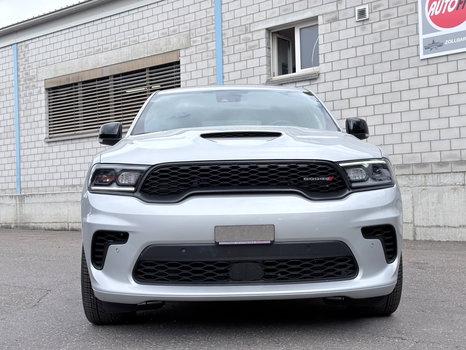 DODGE DURANGO 5.7 HEMI V8 7 Plätzer 4x4-image-17