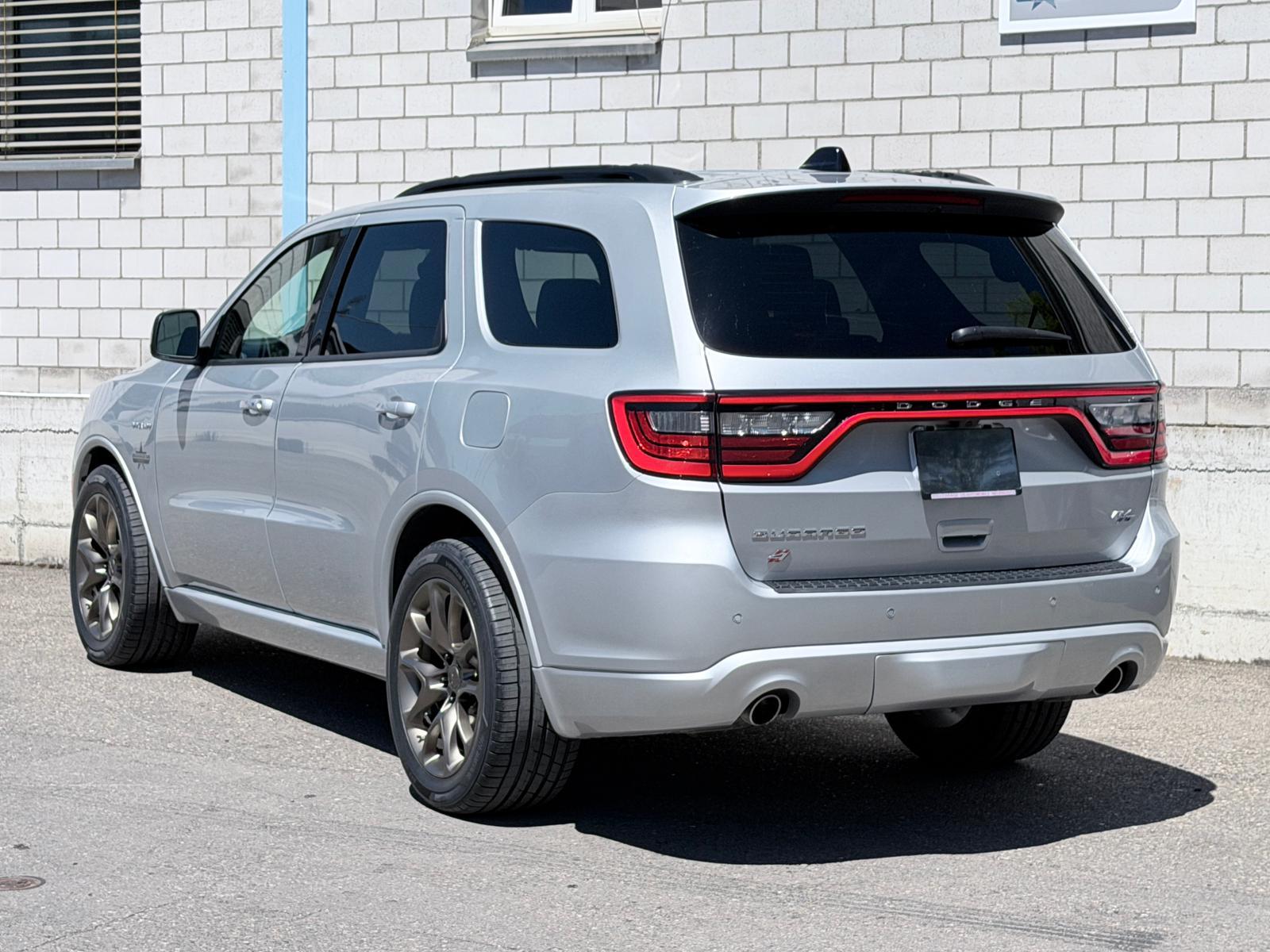 DODGE DURANGO 5.7 HEMI V8 7 Plätzer 4x4-image-18