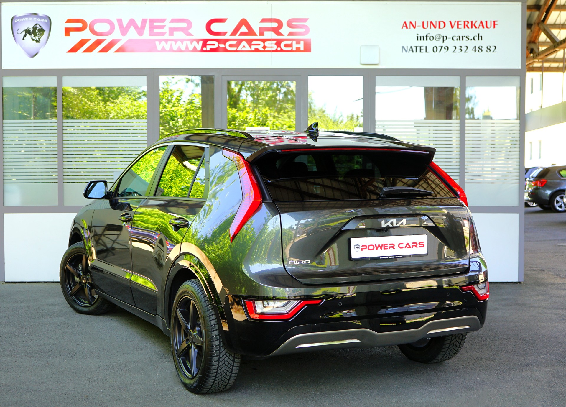 KIA Niro EV 64,8 kWh Power Edition-showroom-element-1