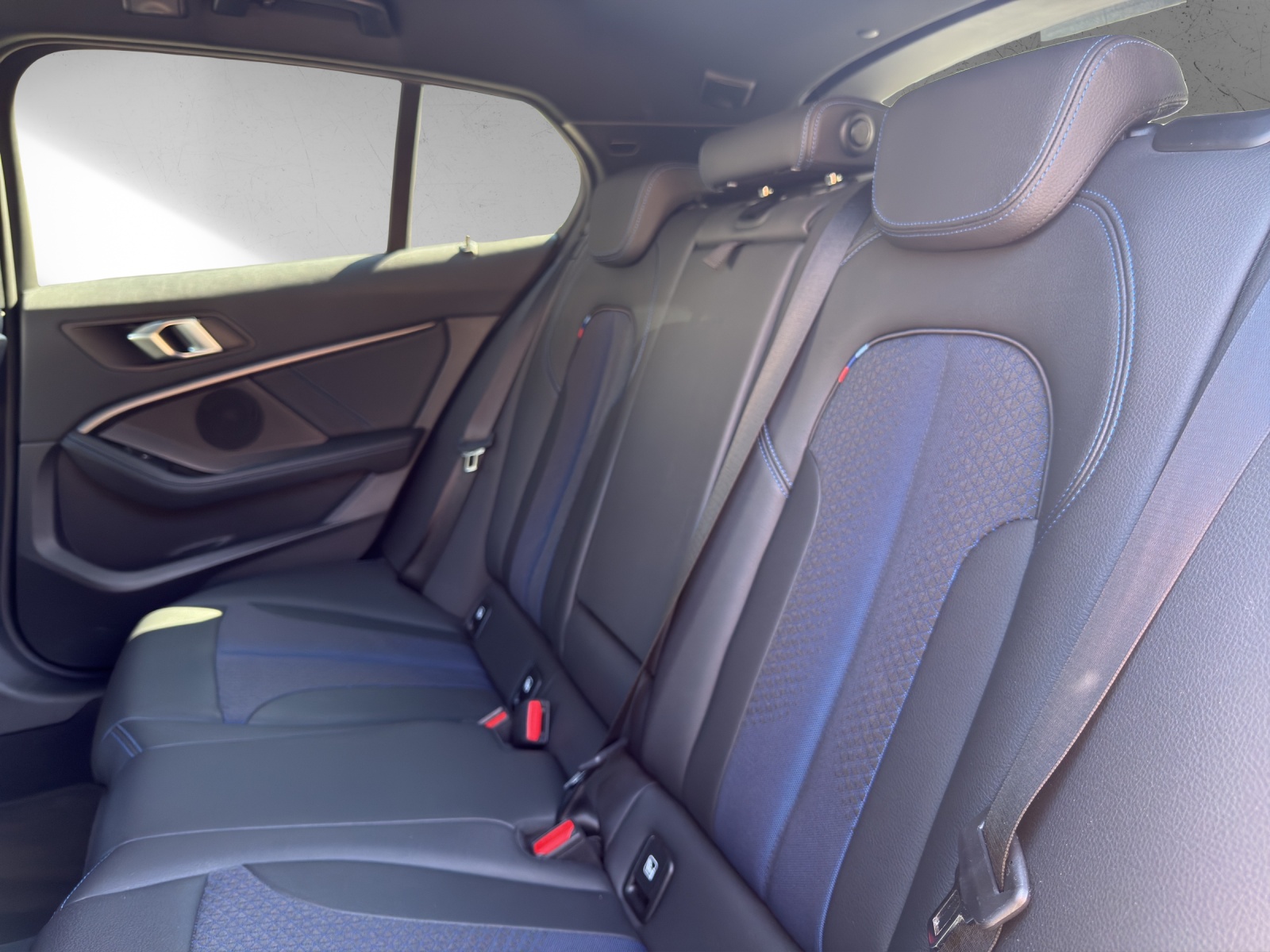BMW 118i M Sport Steptronic-image-16