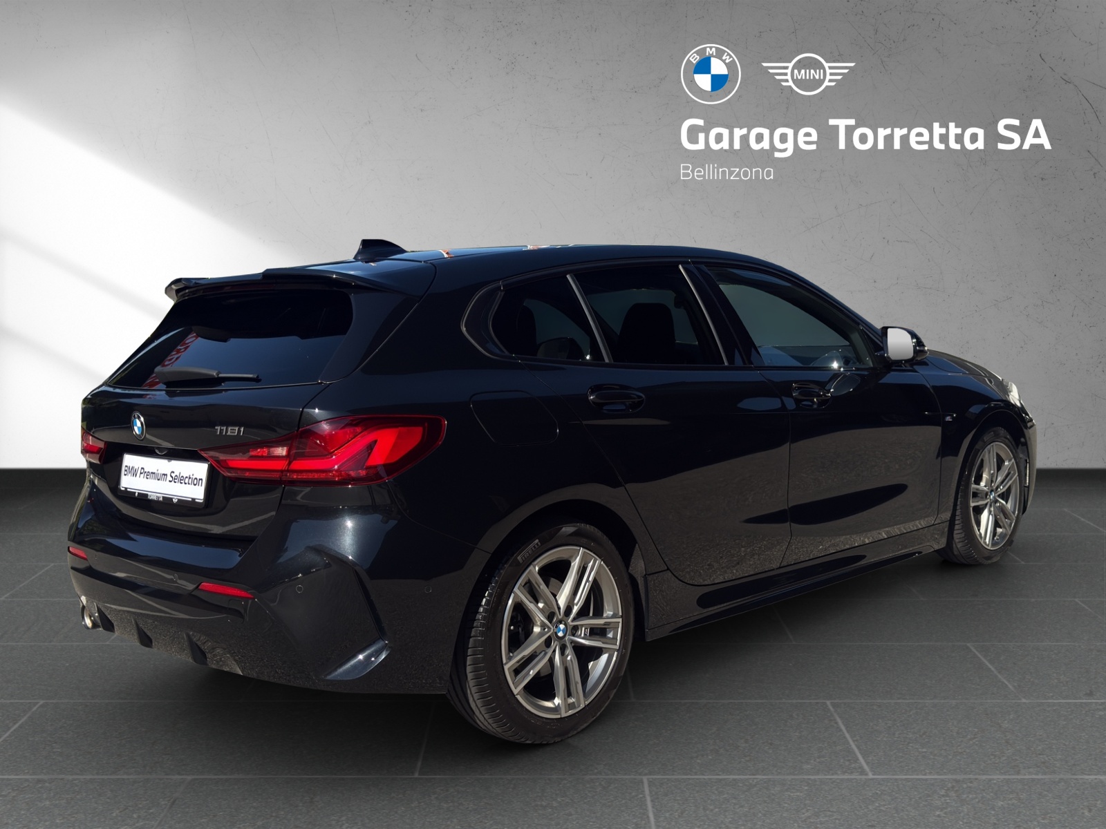 BMW 118i M Sport Steptronic-image-4