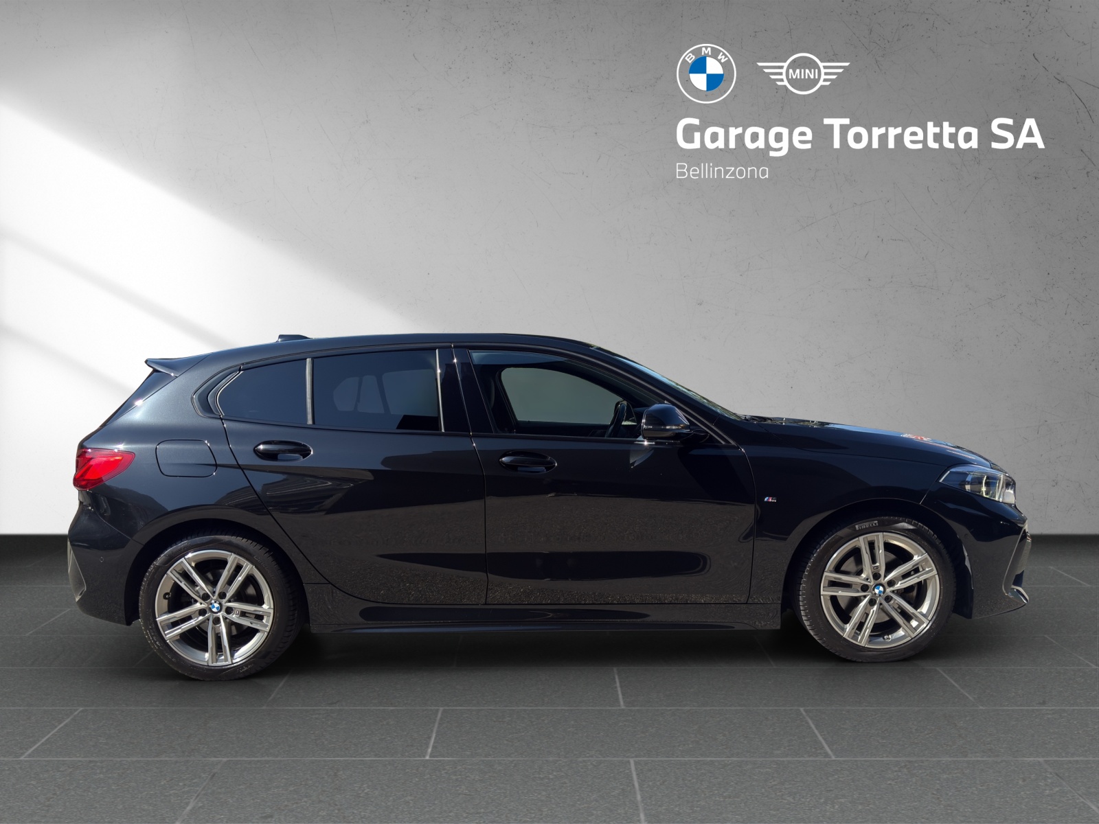 BMW 118i M Sport Steptronic-image-5