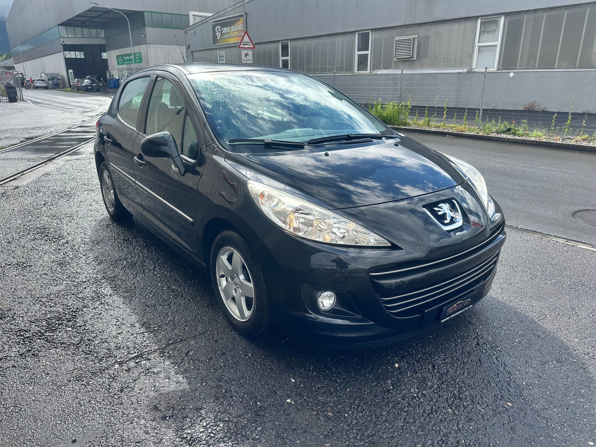 PEUGEOT 207 1.4 16V Sport-image-1