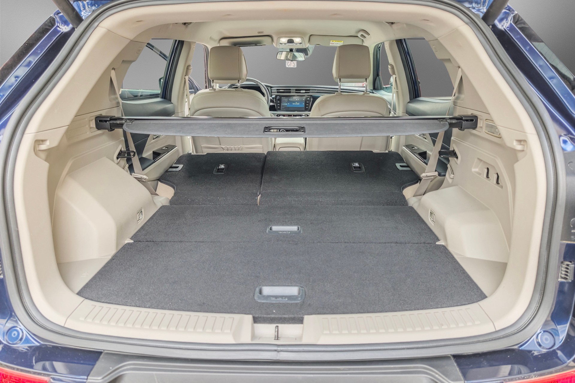 KGM-SsangYong Korando 1.6e Xdi Sapphire 4WD Automat-image-12