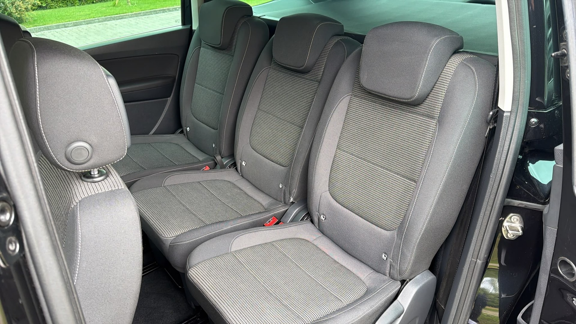 VW Sharan 2.0 TDI BMT Comfortline DSG-image-7