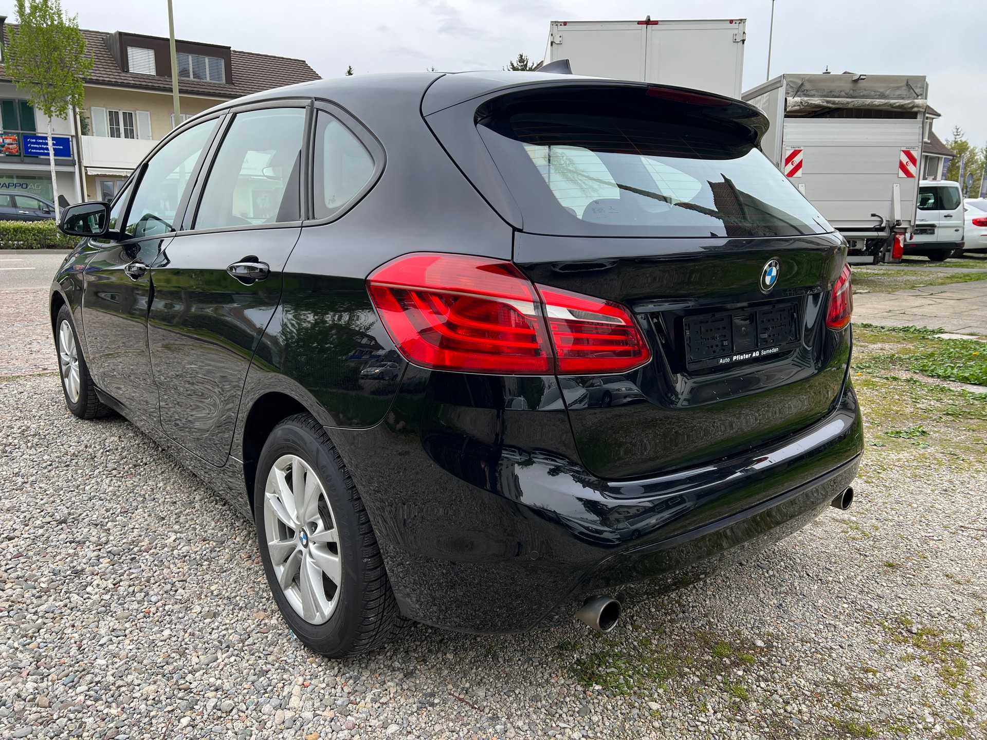 BMW 220d xDrive Active Tourer Sport Line Steptronic-image-1