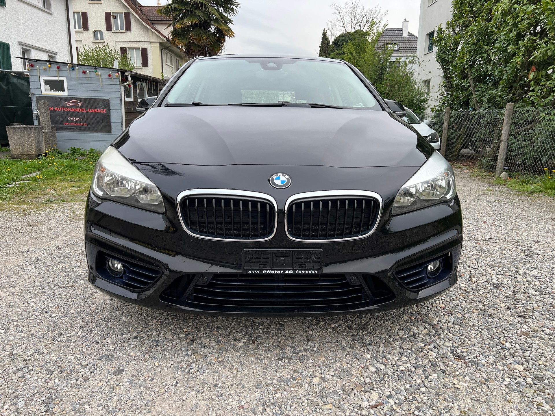 BMW 220d xDrive Active Tourer Sport Line Steptronic-image-4
