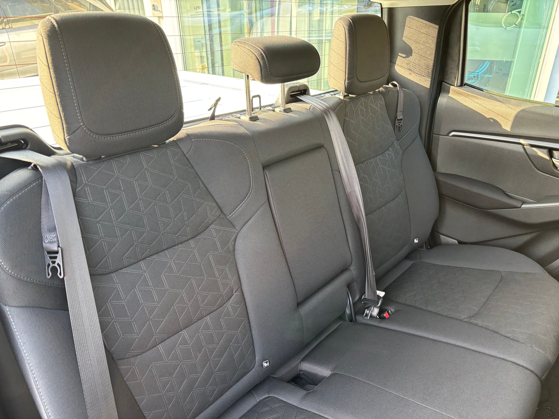 ISUZU D-MAX 1.9 CrewCab N60BB+ 4x4-image-6