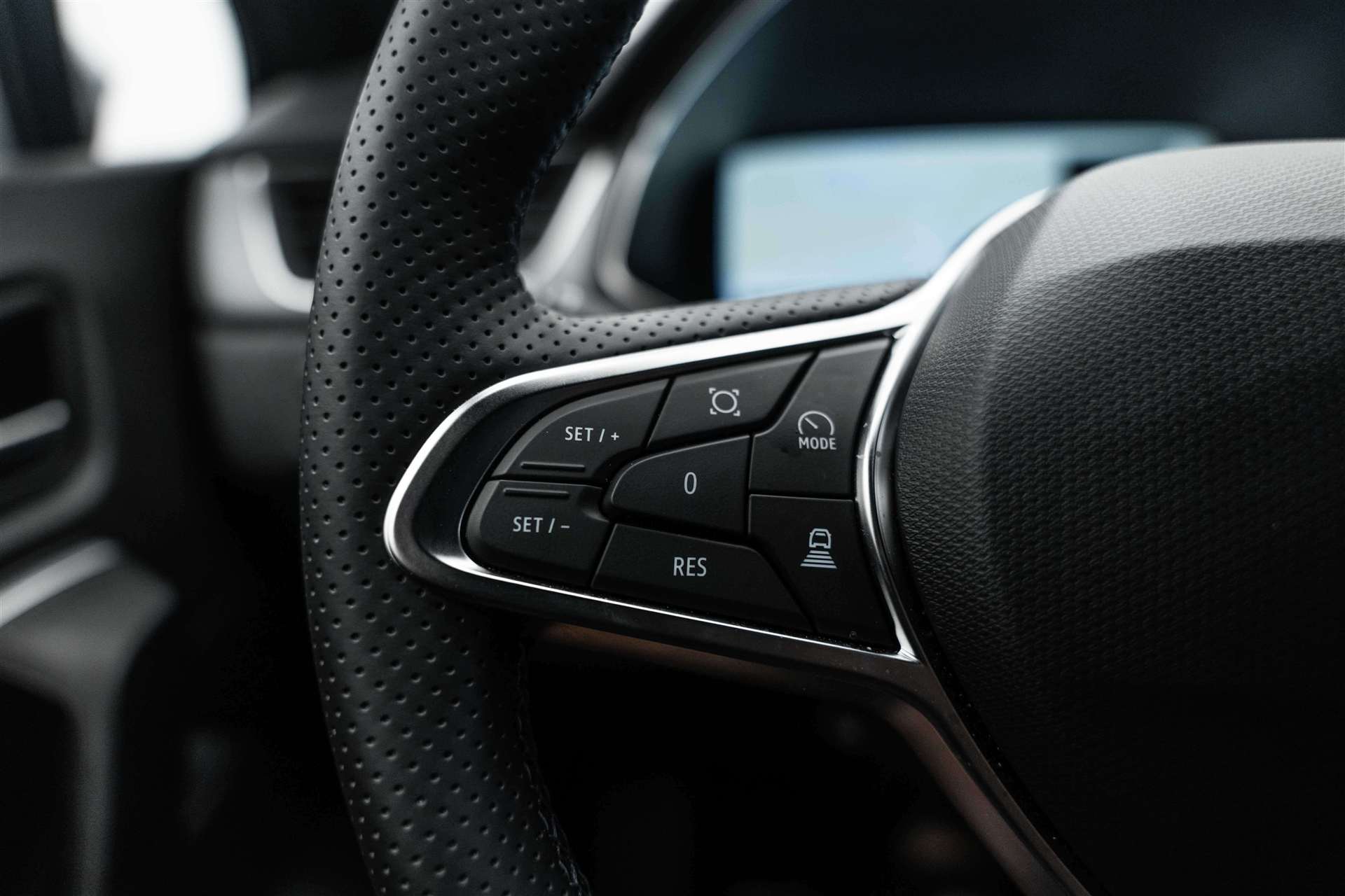RENAULT Captur 1.8 E-Tech 160 Techno DHT-Automat-image-14