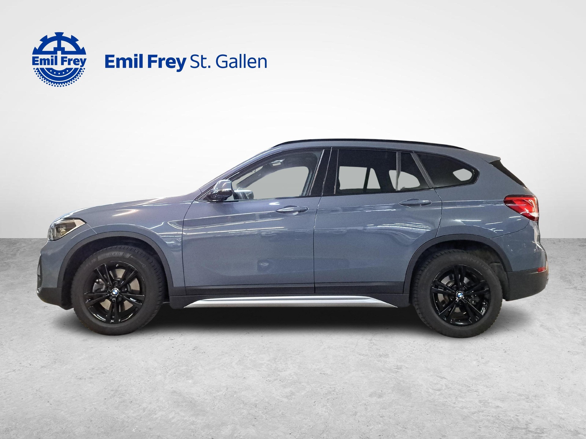 BMW X1 25d xDrive-showroom-element-1