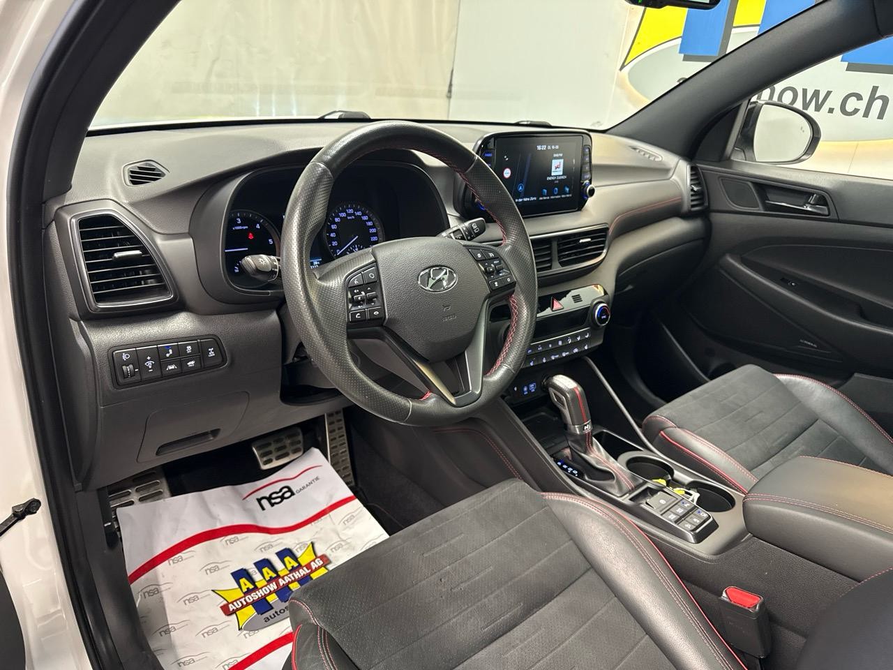 HYUNDAI Tucson 2.0 CRDI N-Line Mild Hybrid 4WD Automatic-showroom-element-2