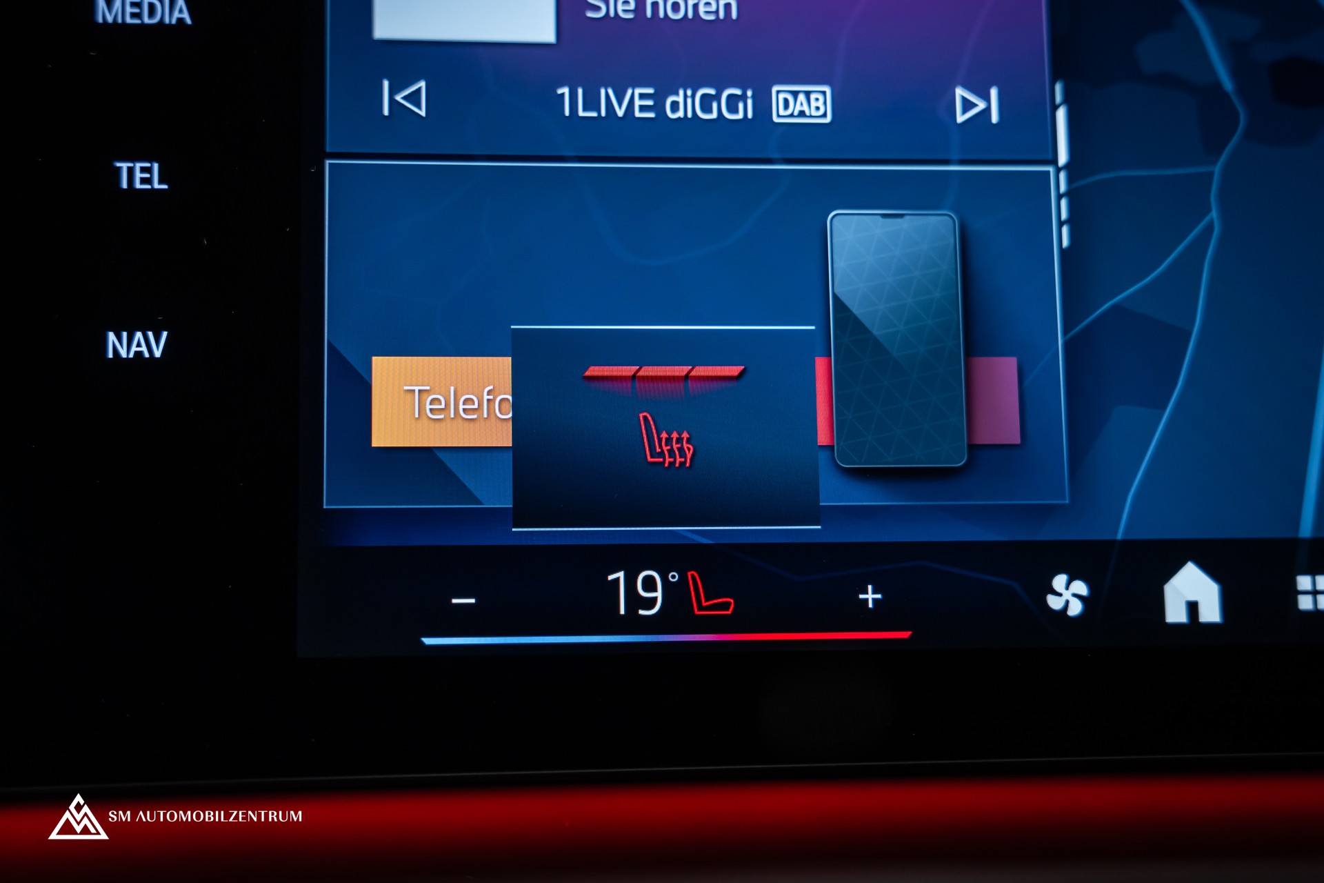 BMW 120d M Sport / Head-Up / Memorysitze / 360° / Iconic Glow-image-29