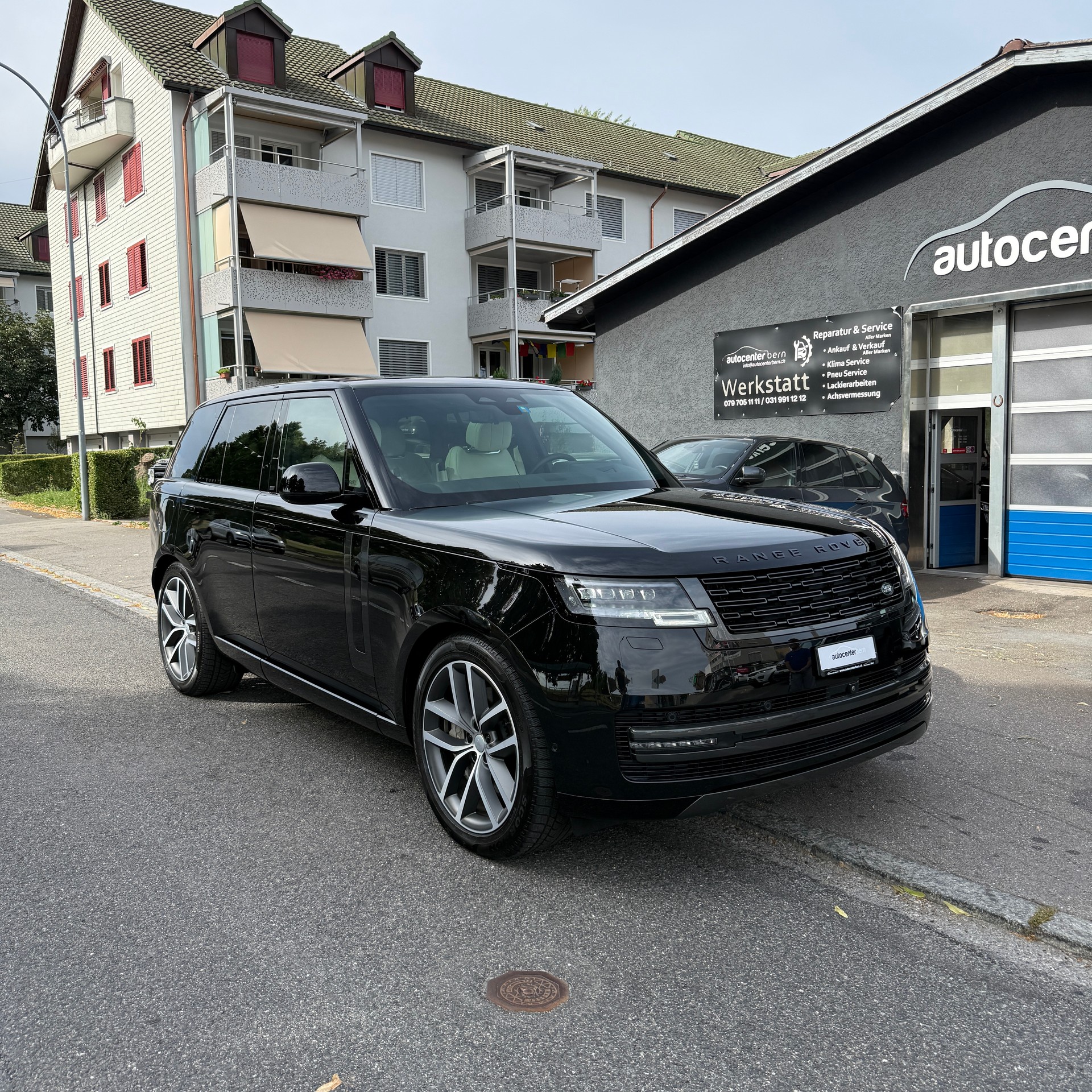 LAND ROVER Range Rover P550e Si6 PHEV HSE Automatic