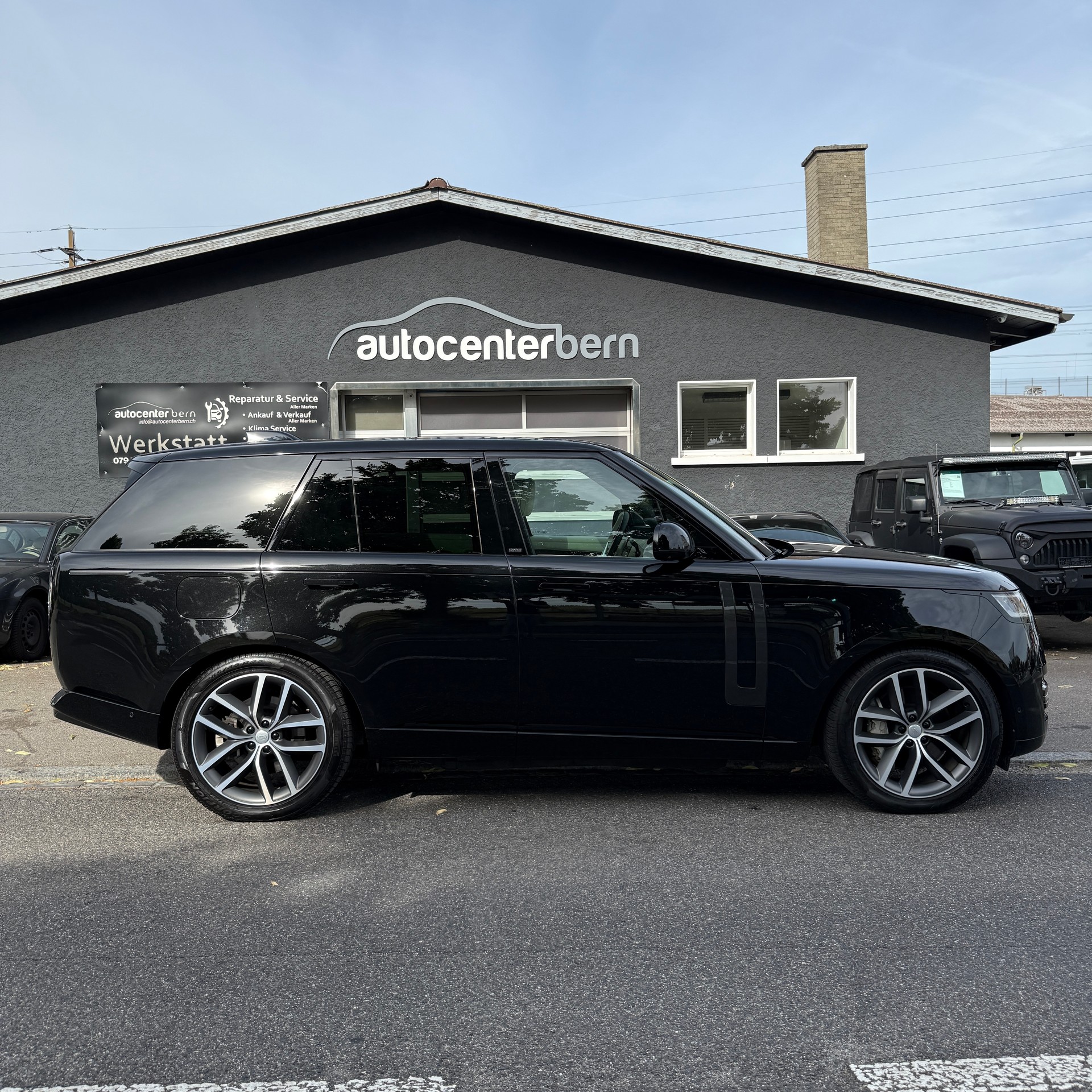 LAND ROVER Range Rover P550e Si6 PHEV HSE Automatic-image-7