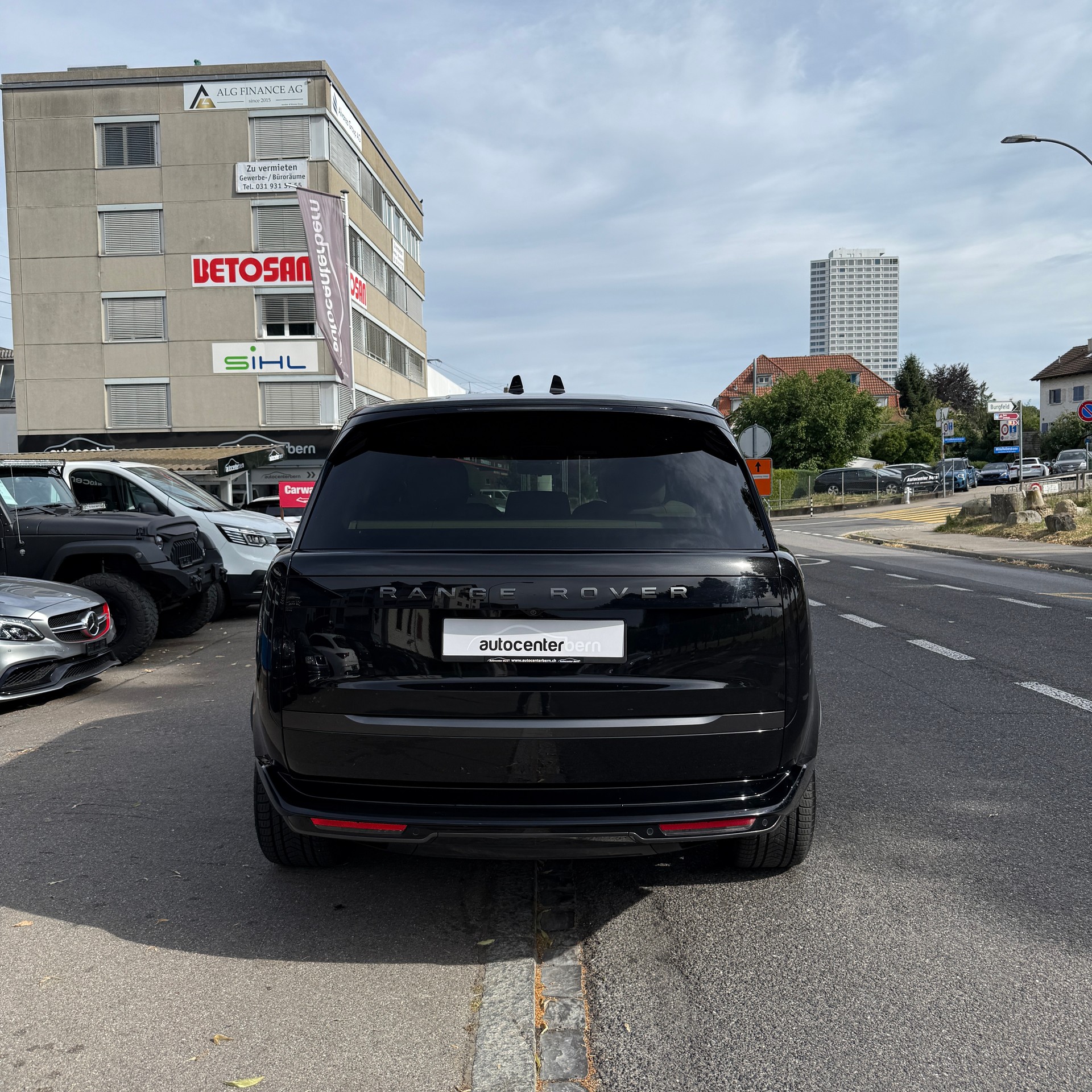 LAND ROVER Range Rover P550e Si6 PHEV HSE Automatic-image-5
