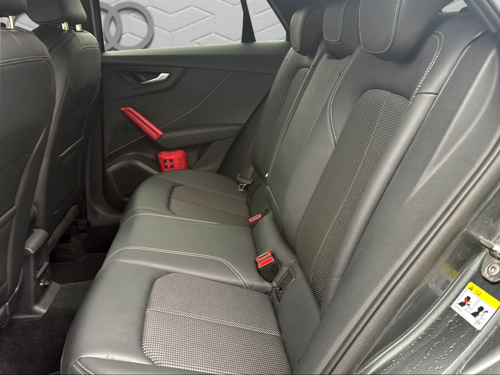 AUDI SQ2 TFSI quattro S-tronic-image-15