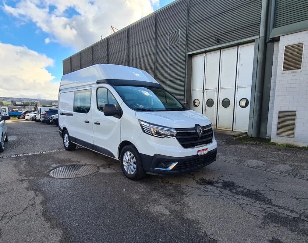 RENAULT Trafic 2.0 Blue dCi 150 Advance L2H2 EN ** 150 PS ** 3-Plätzer ** Gr-Navi ** RF-Kamera ** Anh-Kupplung ** Modell 2023 **