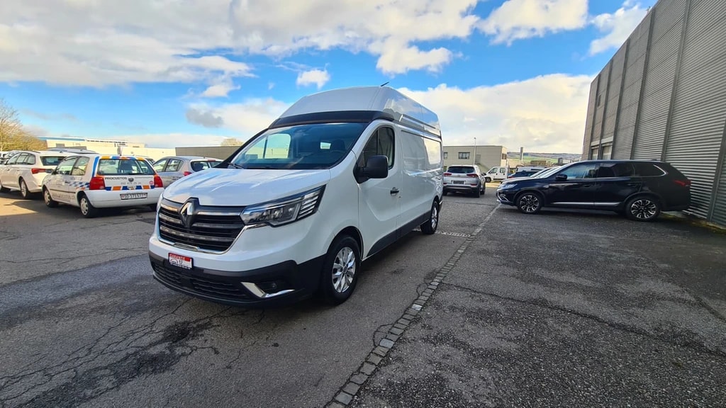 RENAULT Trafic 2.0 Blue dCi 150 Advance L2H2 EN ** 150 PS ** 3-Plätzer ** Gr-Navi ** RF-Kamera ** Anh-Kupplung ** Modell 2023 **-showroom-element-2