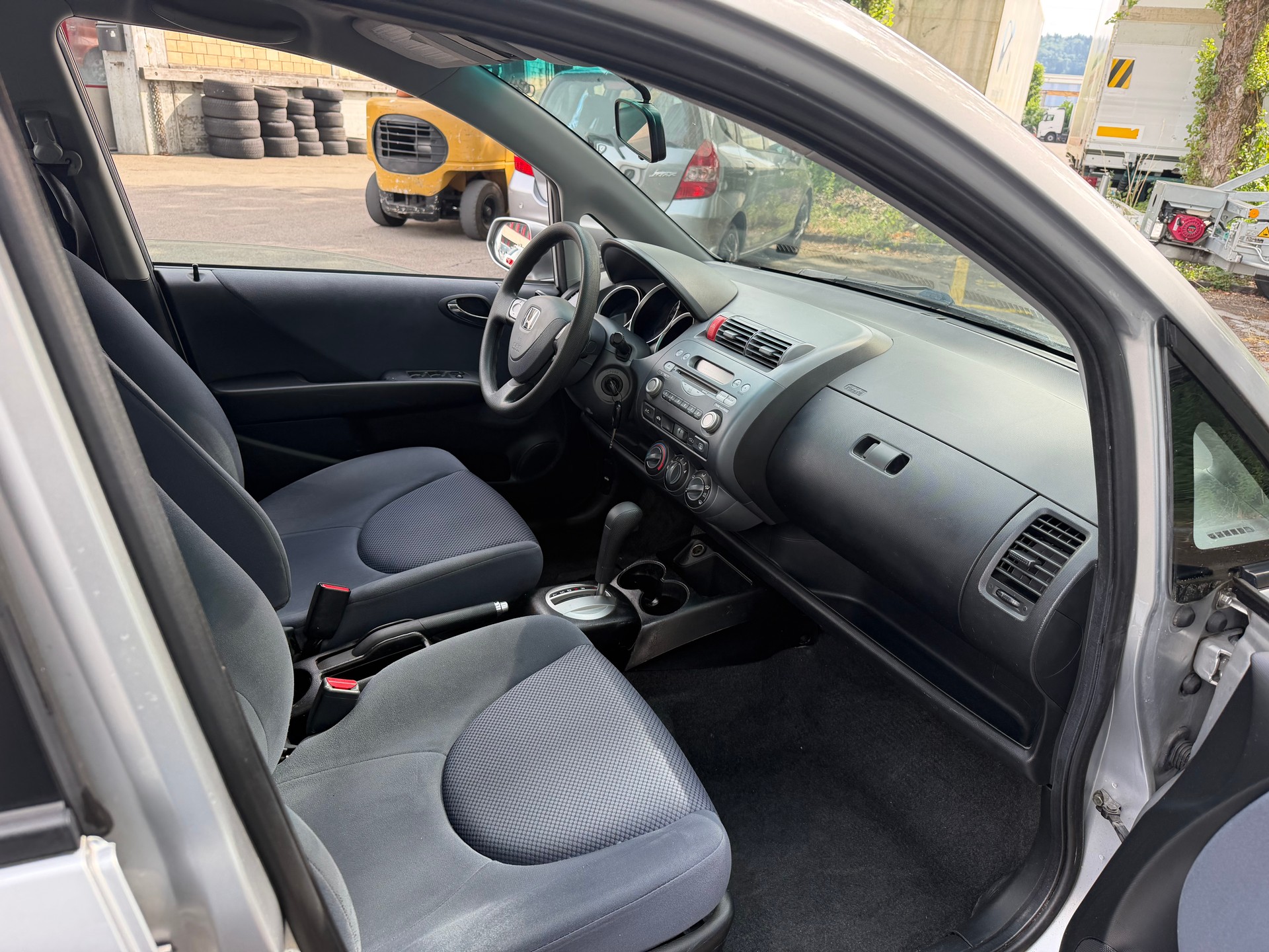 HONDA Jazz 1.4i LS-image-9