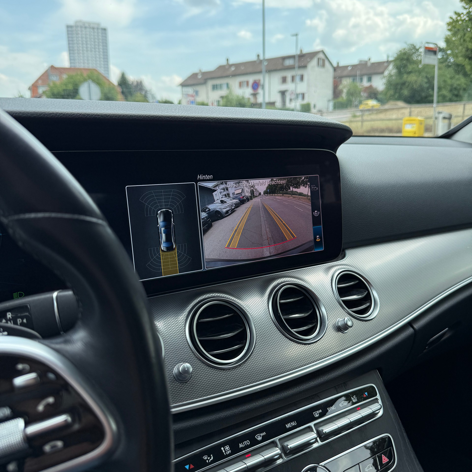 MERCEDES-BENZ E 200 AMG 63s Optik 9G-Tronic-image-11