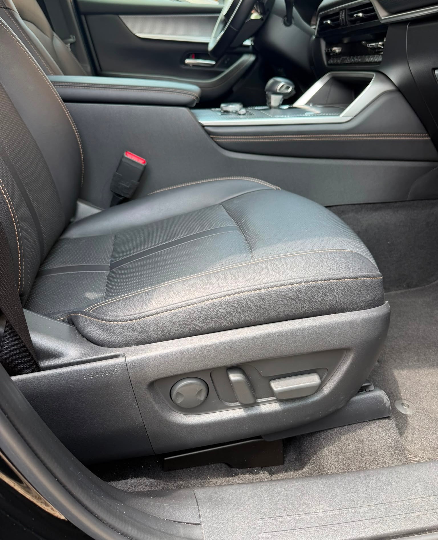 MAZDA CX-60 3.3L e-Skyactiv D 254 MHEV AWD Homura-image-9
