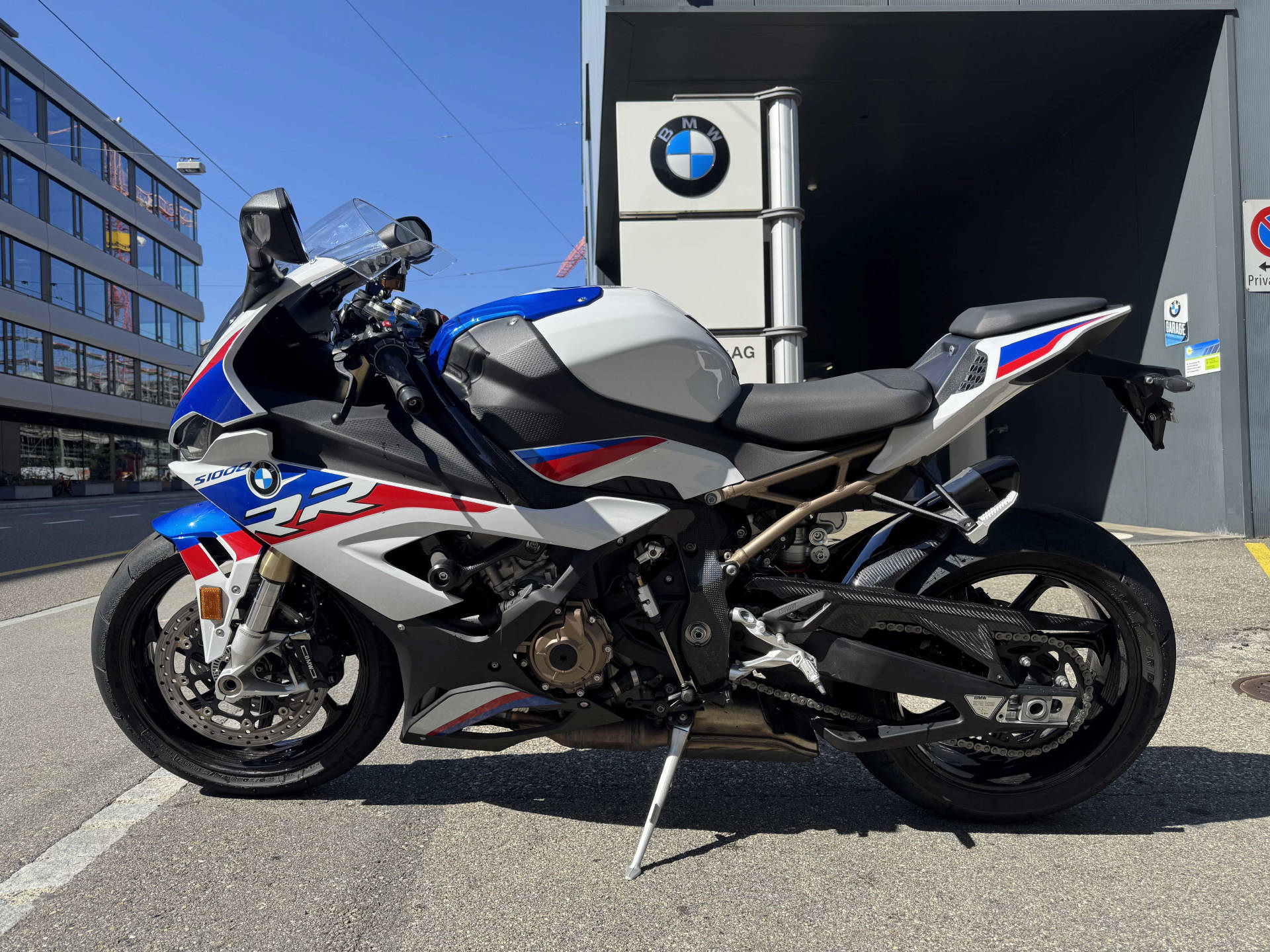 BMW S 1000 RR-image-1