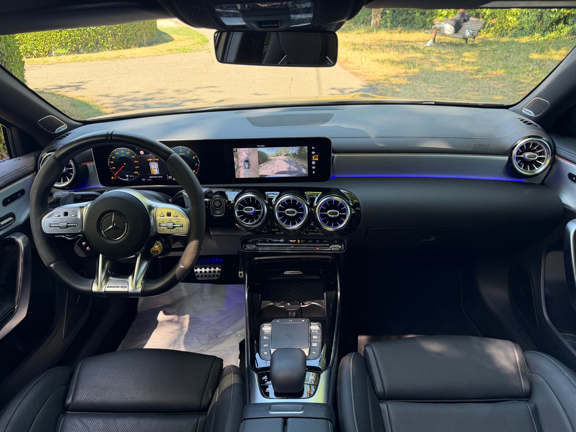MERCEDES-BENZ A 45 S AMG 4Matic+ Speedshift-image-13