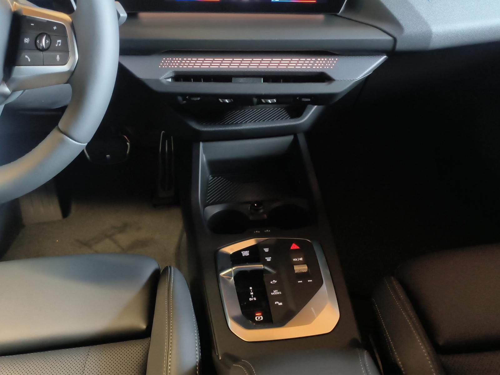 BMW 123 xDrive-image-19