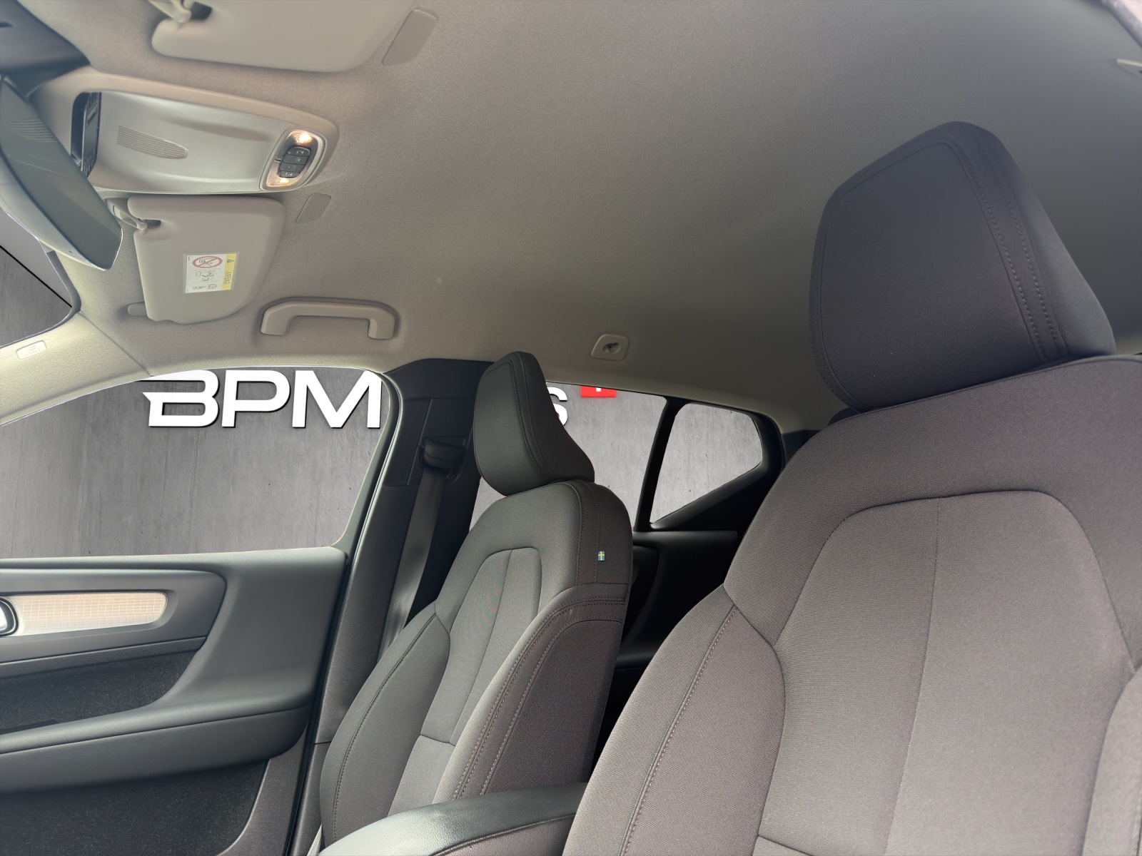 VOLVO XC40 1.5 T2 Momentum-image-14