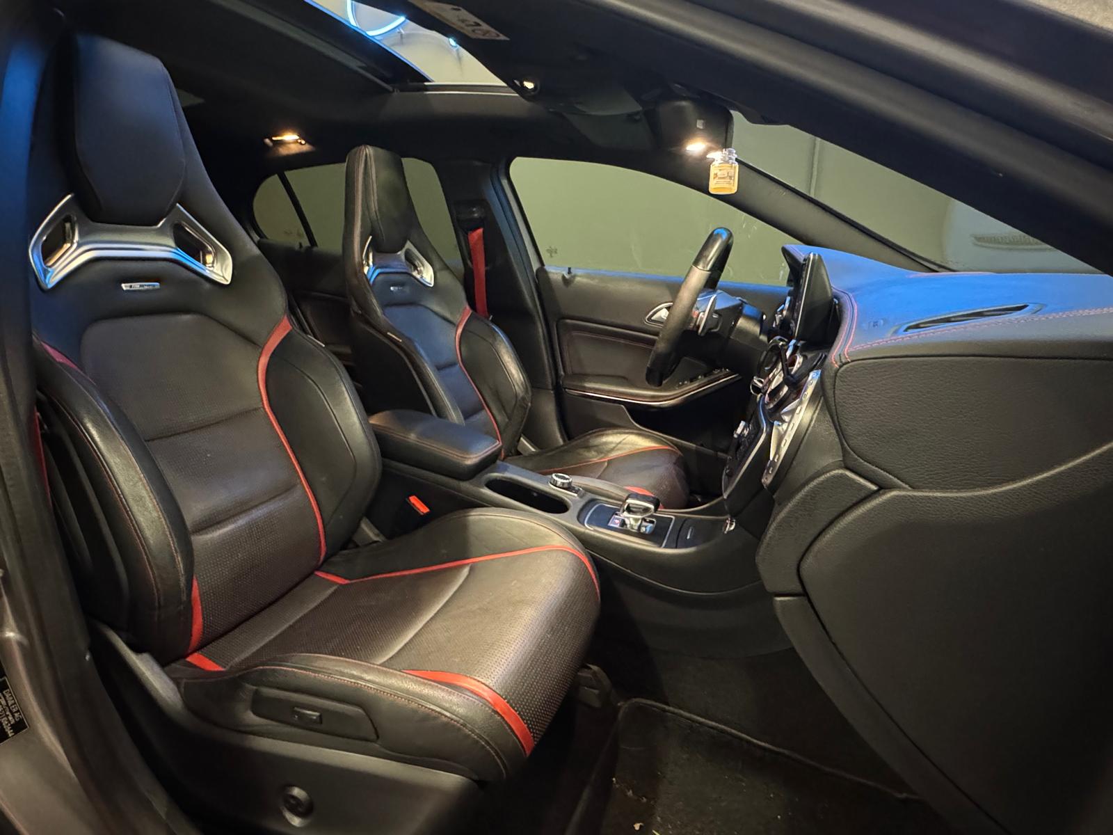 MERCEDES-BENZ GLA 45 AMG 4Matic 7G-DCT-image-11