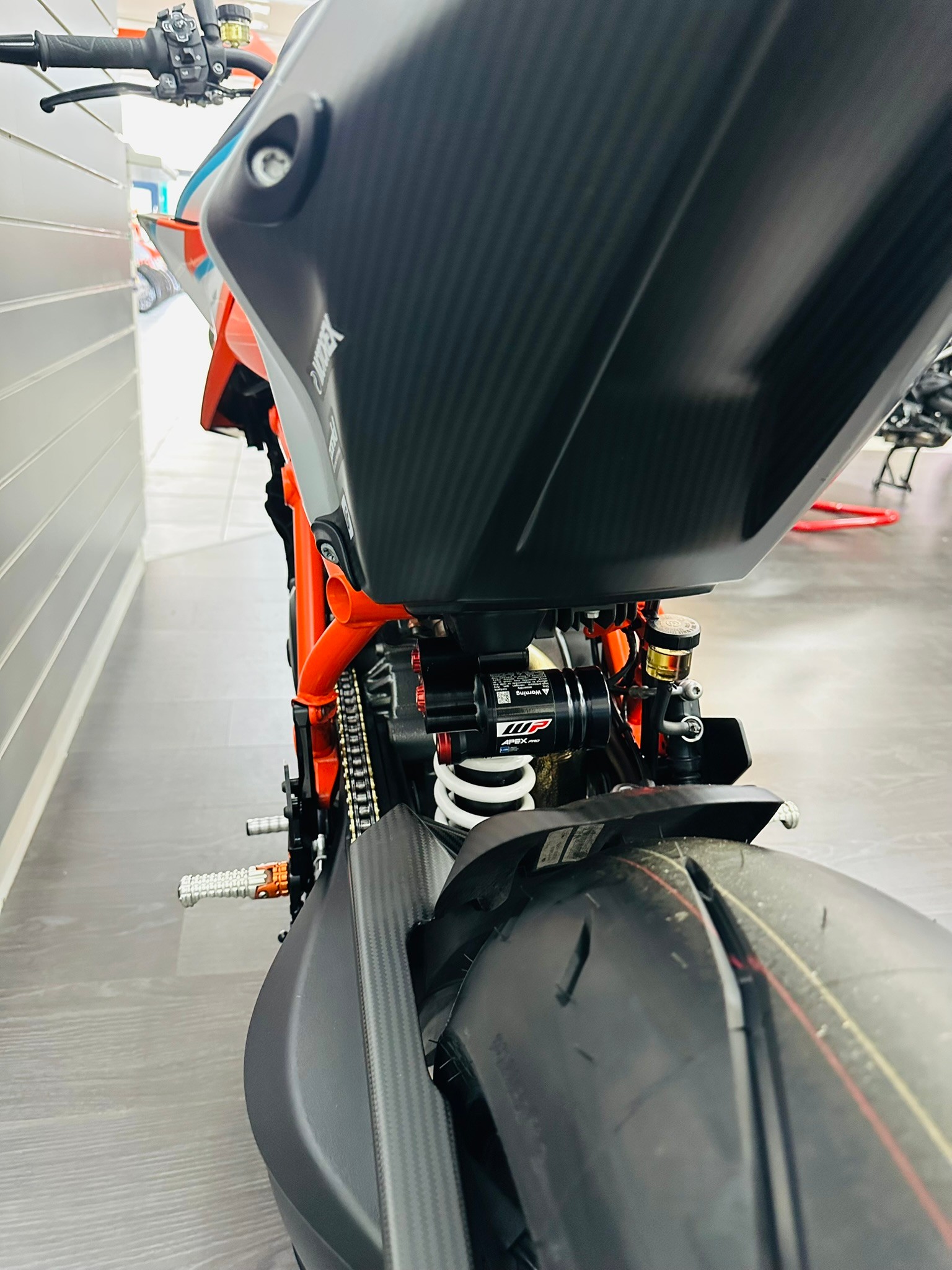 KTM 1290 Super Duke RR-image-9