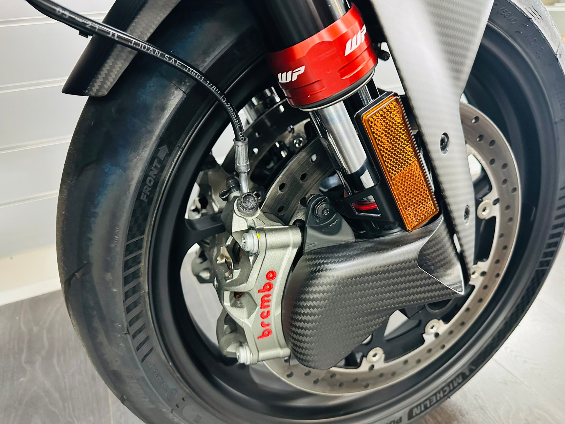 KTM 1290 Super Duke RR-image-3