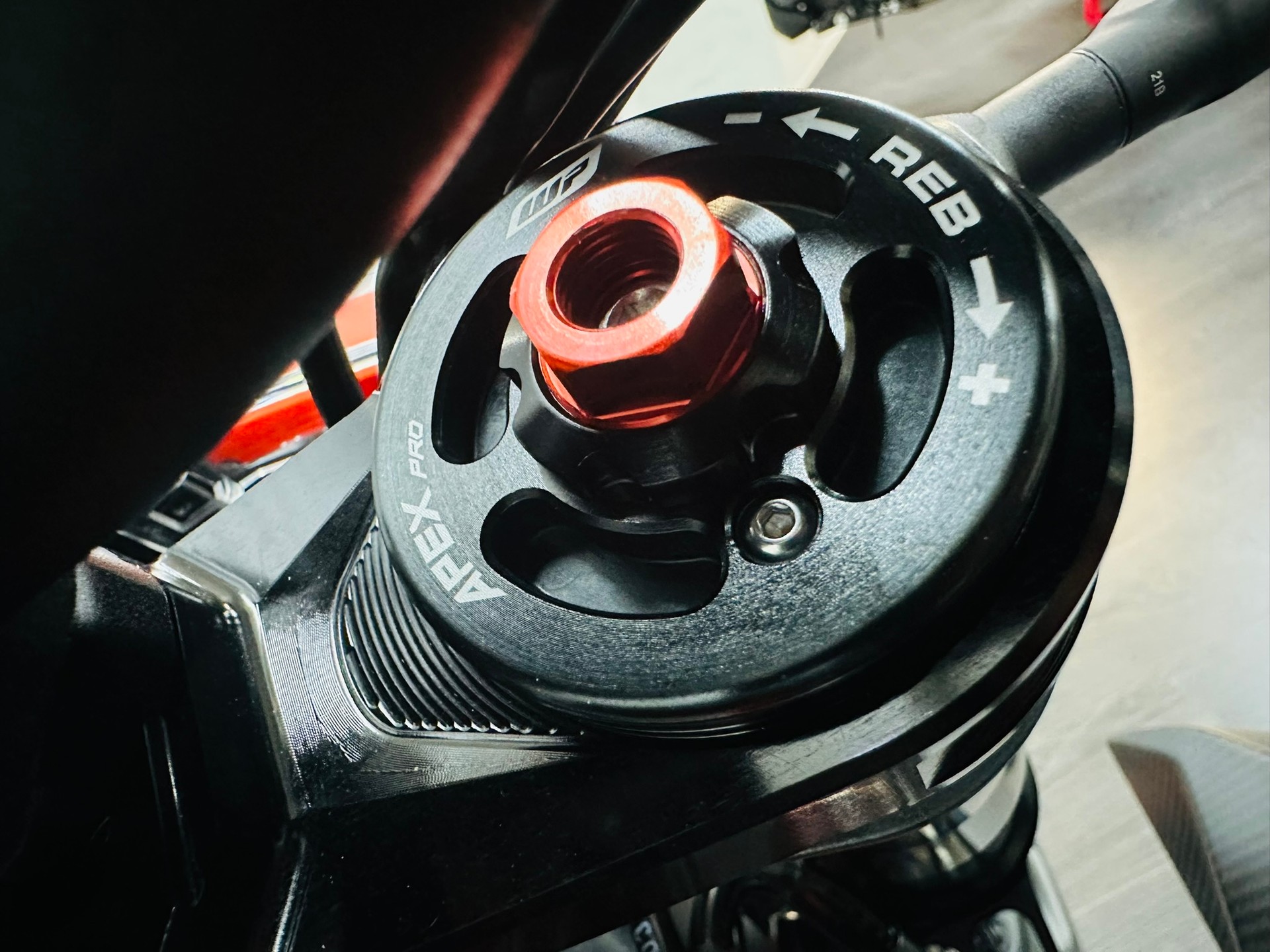 KTM 1290 Super Duke RR-image-12