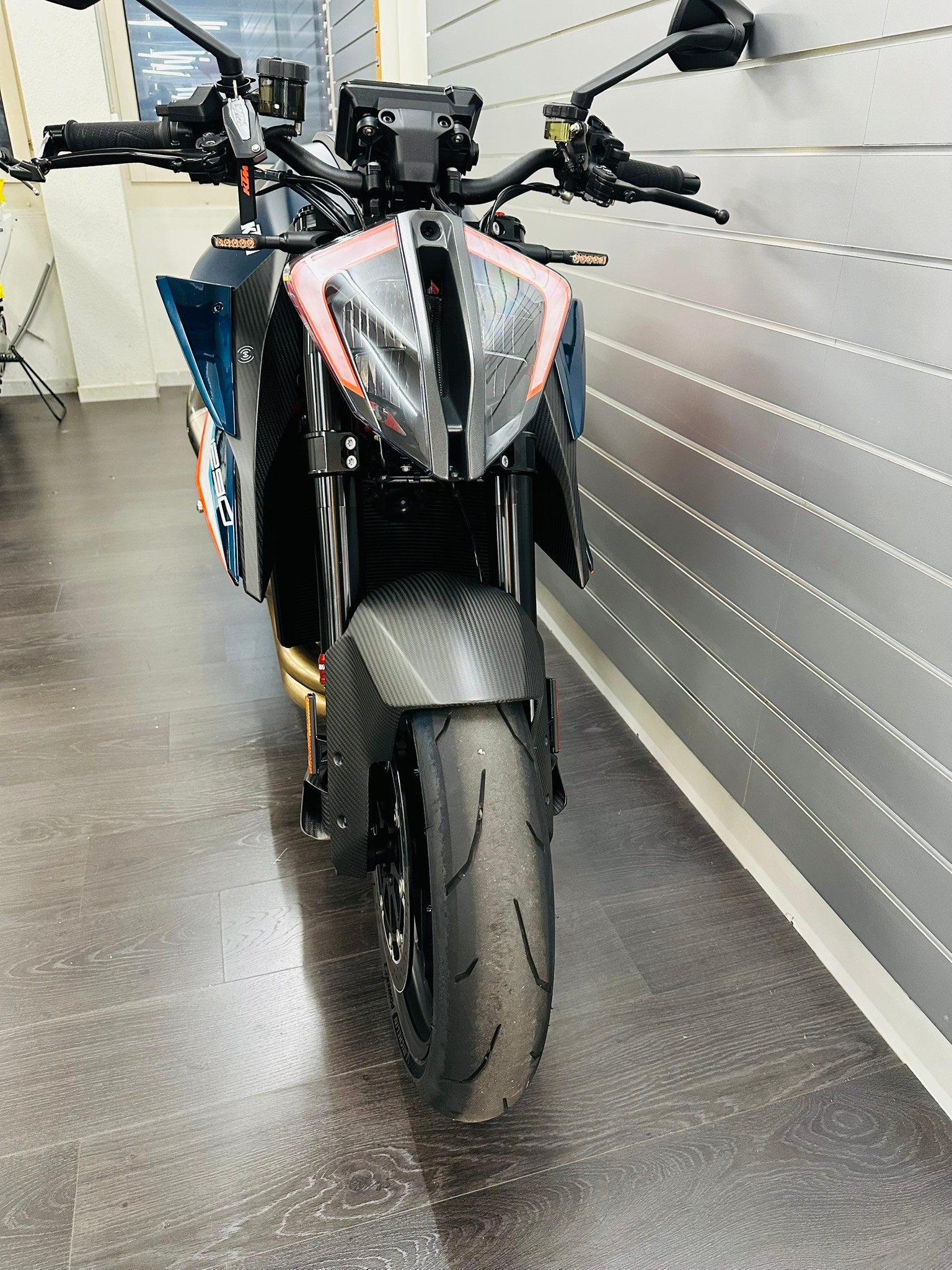 KTM 1290 Super Duke RR-image-11