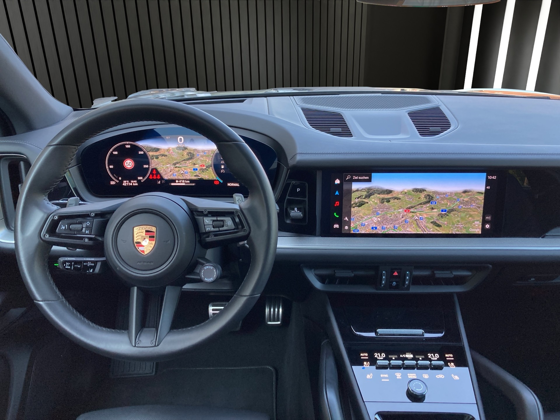 PORSCHE Cayenne S-image-12