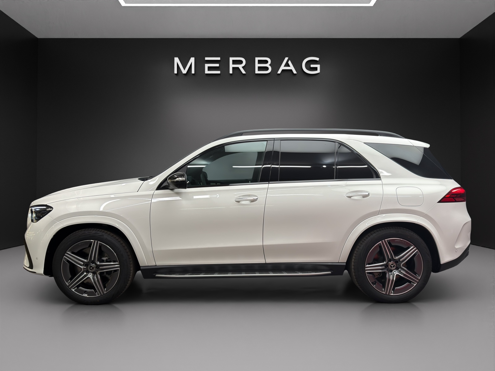 MERCEDES-BENZ GLE 400 e 4MATIC with EQ-Star Hybrid-image-2