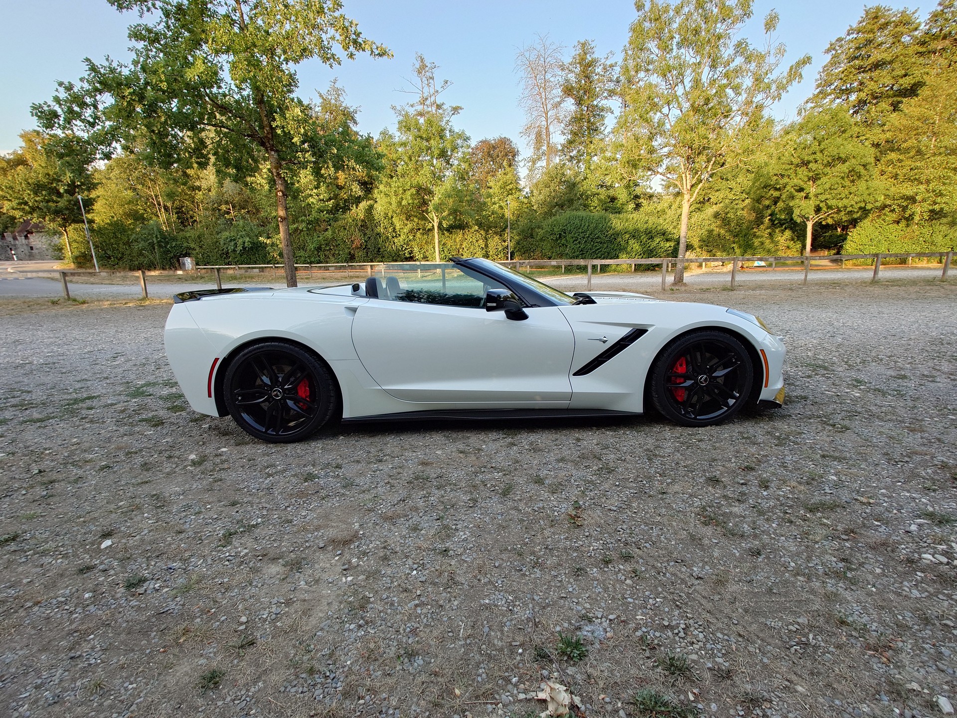 CHEVROLET Corvette Convertible Stingray-image-3