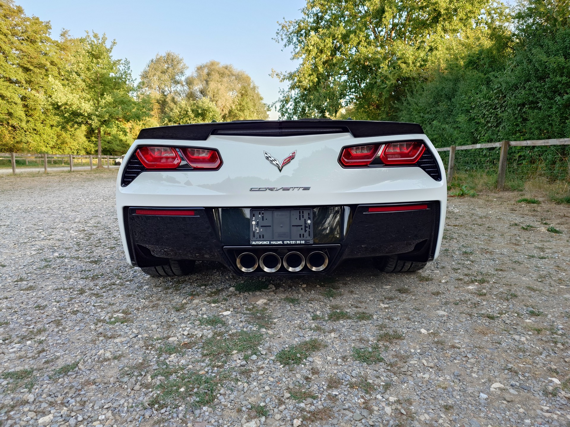 CHEVROLET Corvette Convertible Stingray-image-15